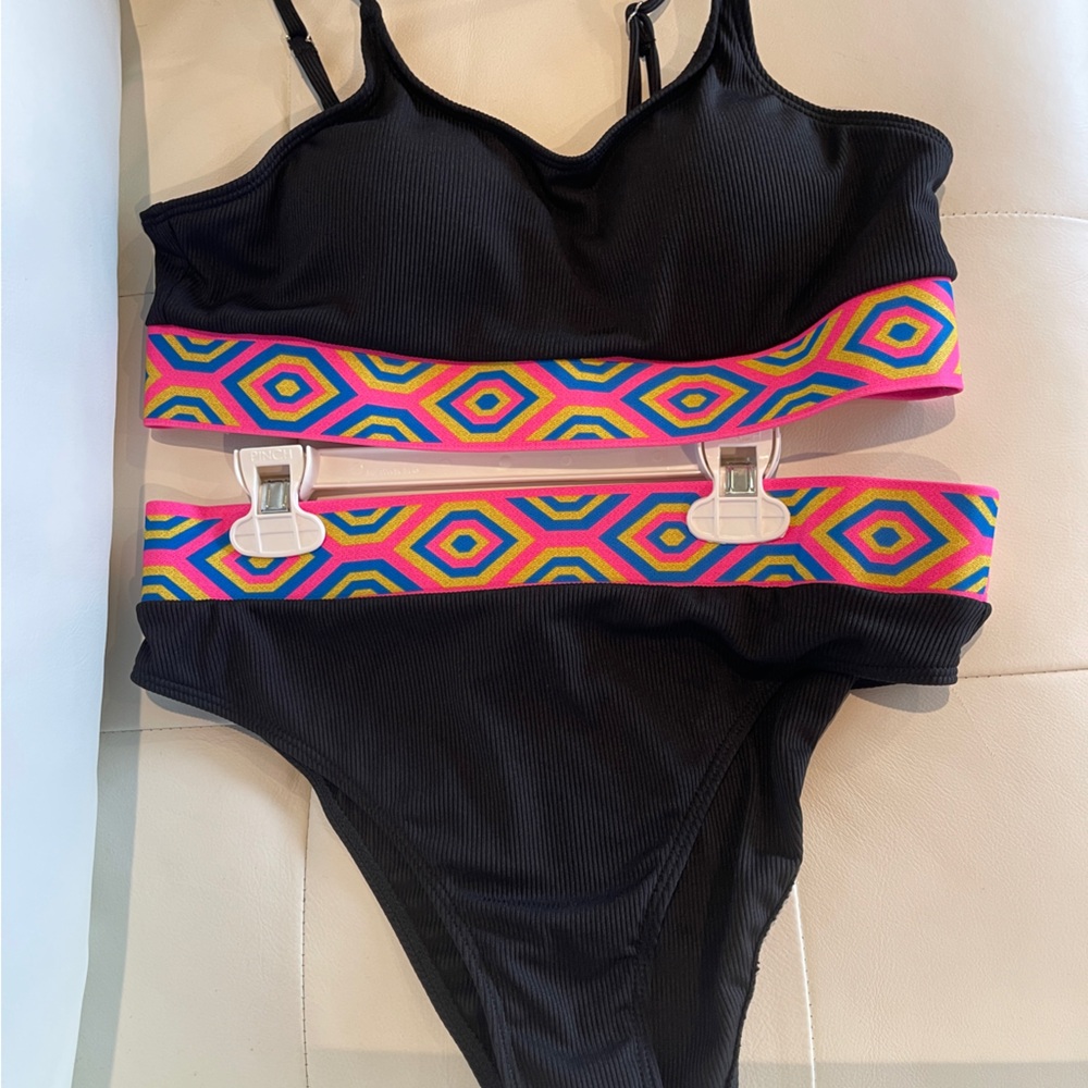 Bathing suit two piece new